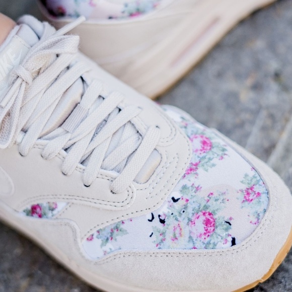 NEW Nike Air Max 1 Floral (Rare) - Picture 3 of 8